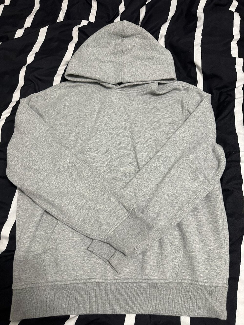 Gap Hoodie (M)